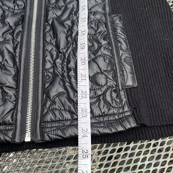 CHICO'S Collections Black Zip Front Vest Size 1 - Picture 7 of 8